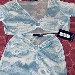 Cute swimsuit coverup 🌴